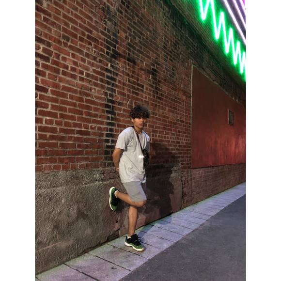 Meet your Posher, Bernard - Picture 1 of 1